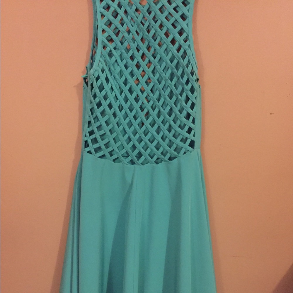 Dress. - Picture 3 of 3